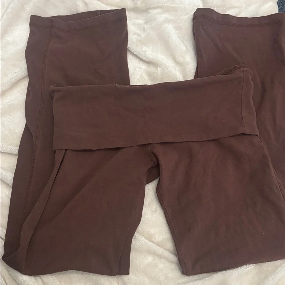 Foldover flared yoga pants - Picture 2 of 3